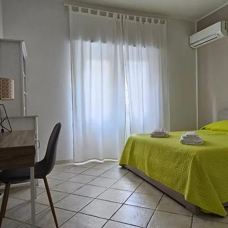 Cento House *
