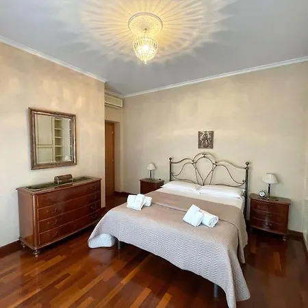 Domus St Peter Apartment Rome