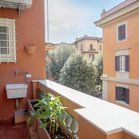 Casa Torlonia Luxury Apartment Rome
