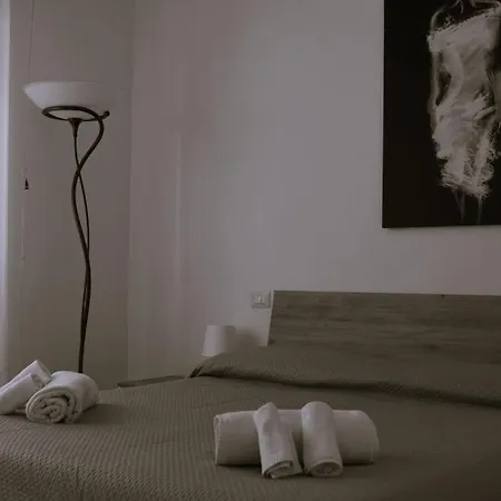 Apartment Fem House *