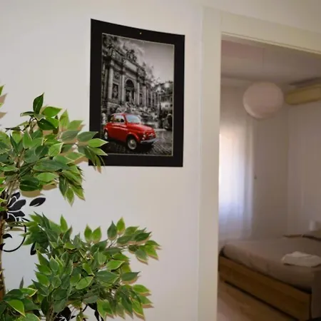 Apartment Fem House *