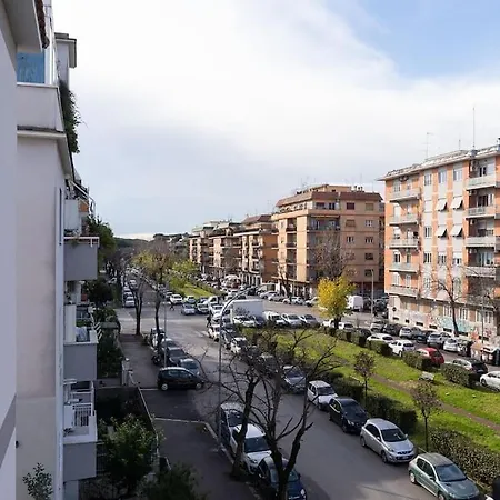 M House Cinecitta Appartamento Roma