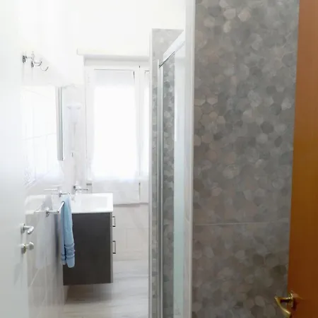 A Casa Di Pina - St Peter Guest house Rome