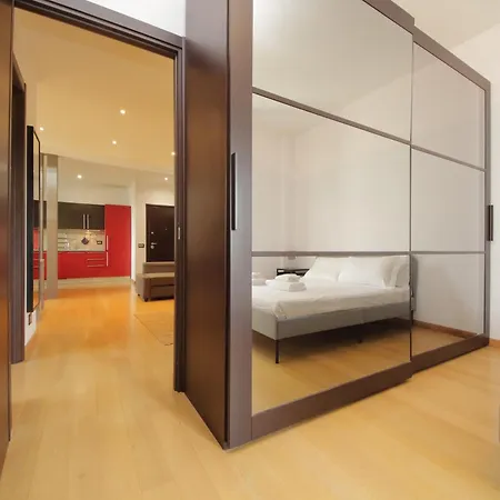 Cozy And Comfy In Piramide Metro Stop Apartment