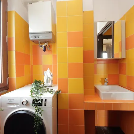 Apartment Cozy And Comfy In Piramide Metro Stop