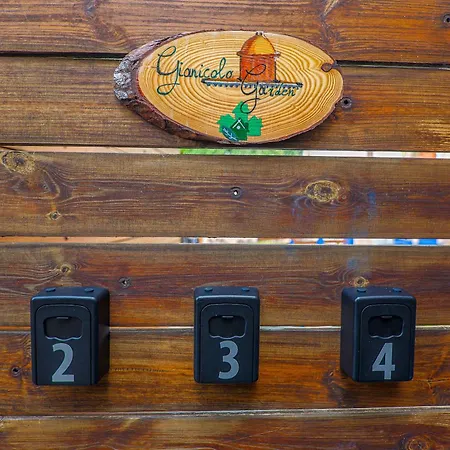 Le Casette Di Monteverde