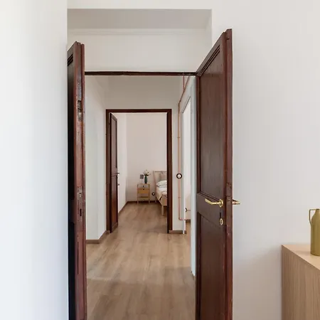 Apartment Iflat Bright Brand New 3-bedroom In Monti Rome