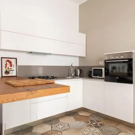Apartment Trilocale Palermo Rione Monti