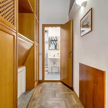 Holiday home Clod's Pods Rome