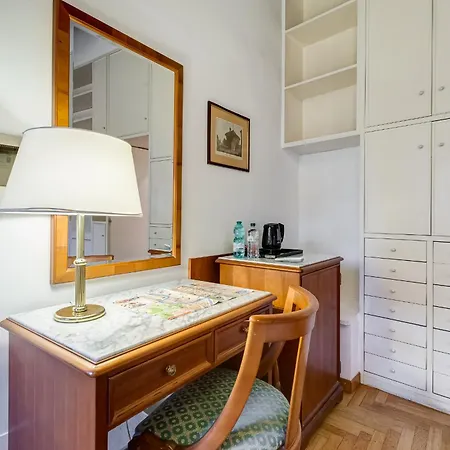 Holiday home Clod's Pods Rome