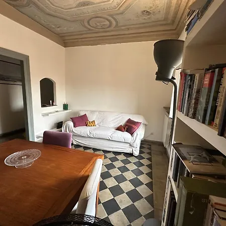 Fresco's Apartment