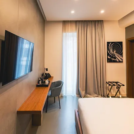 Hotel J Maluni Rzym