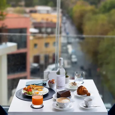 J Maluni Hotel Rzym