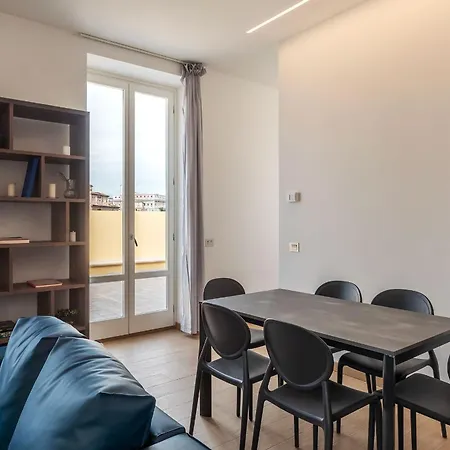 Apartment Joivy Cavour Luxury Rome