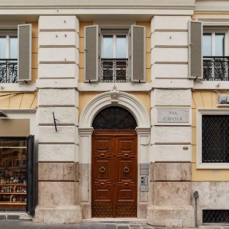 Apartment Joivy Cavour Luxury *