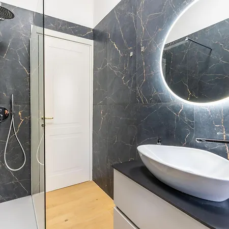 10 Minuti Dal Vaticano Domus Valeria Apartment Rom