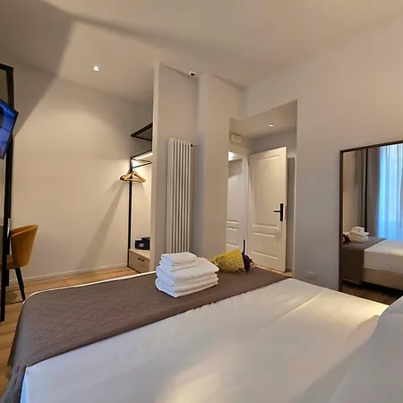 Hotel Porta Pia 3*