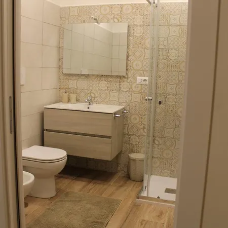 Esty Guest house 3*