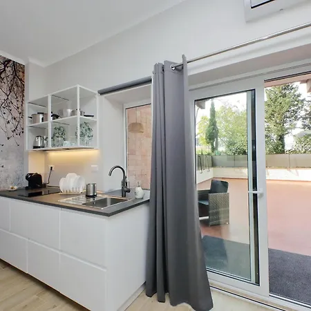 Aurelia Antica Terrace Free Pool And Parking Appartamento