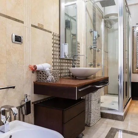 Suitte In San Giovanni Near Basilica - - Apartament
