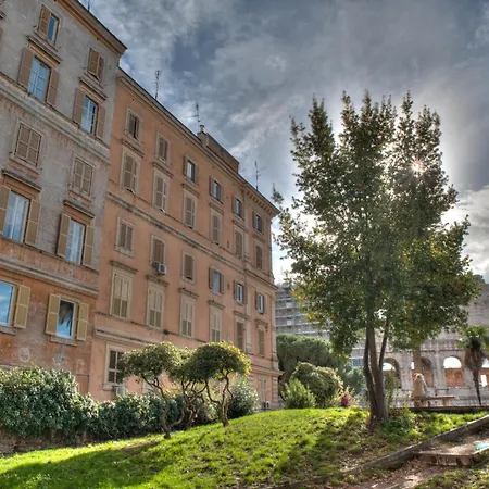 Romance Al Colosseo 3 Apartment