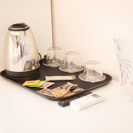 Roxy Luxury House Bed & Breakfast *