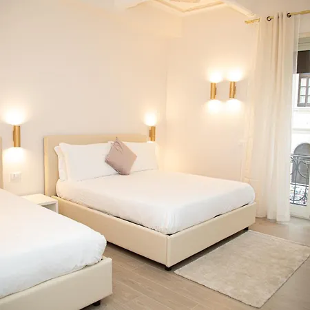 Roxy Luxury House Bed & Breakfast Rome