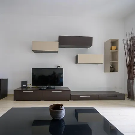 Sweet San Pietro Apartment