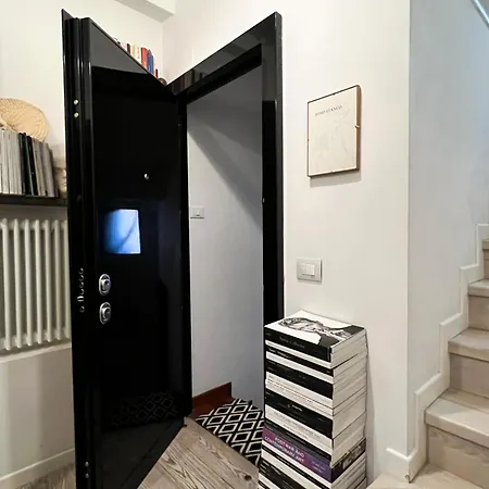 Apartment Art Lover's Loft *