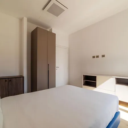 Apartment Joivy Cavour Luxury