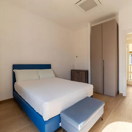 Apartment Joivy Cavour Luxury Rome