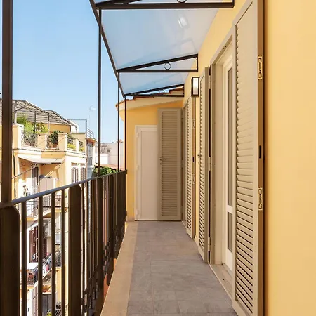 Apartment Joivy Cavour Luxury *