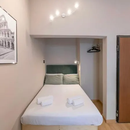 - 3 Floor Apartment *