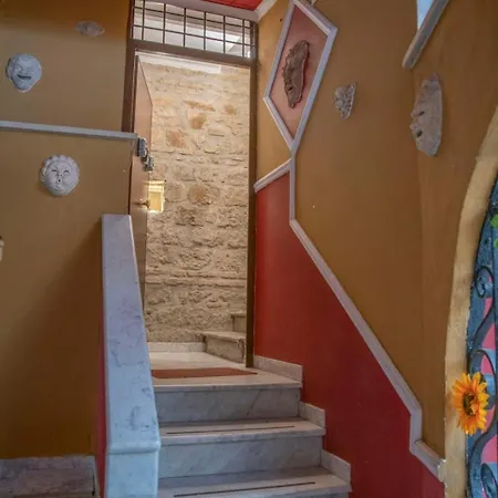 - 1 Floor * Roma