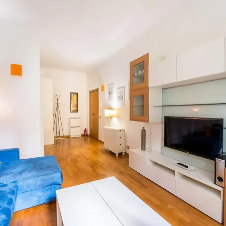 Apartment Sweet Sempione, Cozy Nearby Piazza Sempione *
