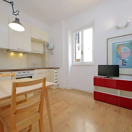 Appartamento Caprareccia In Monti By Halldis