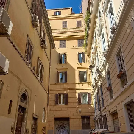 Caprareccia In Monti By Halldis Roma