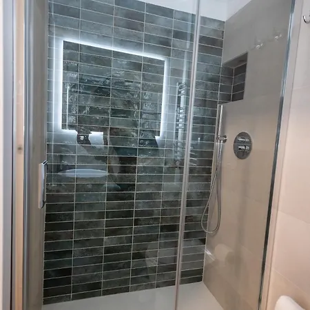 Re Di Ela Apartment *