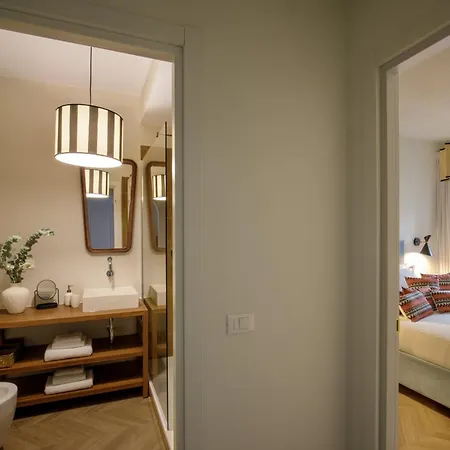Tiberim Lux Penthouse- City View Apartment