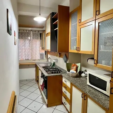 San Giovanni Apartment *