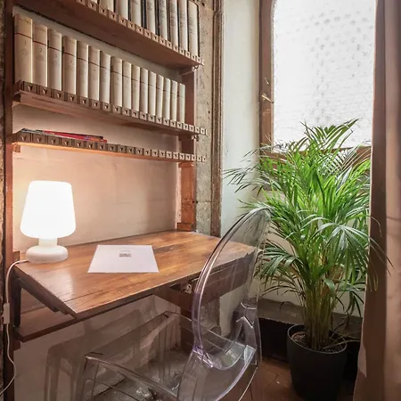 Benedetta - Trastevere Luxury Rome