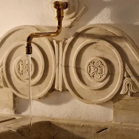 Palazzo Delle Pietre - Luxury Aparthotel 5*