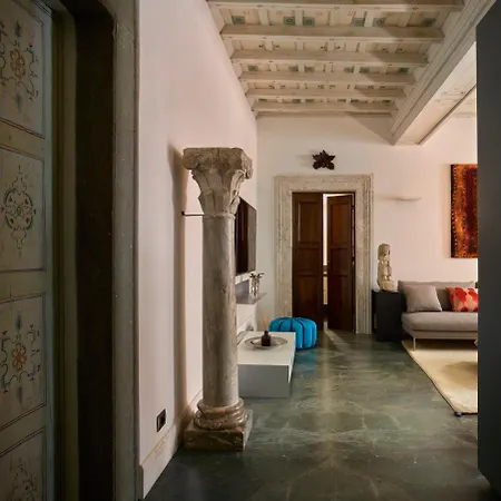 Palazzo Delle Pietre - Luxury Aparthotel Rom