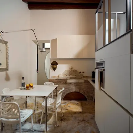Palazzo Delle Pietre - Luxury Rom