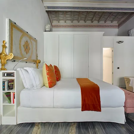 Palazzo Delle Pietre - Luxury 5* Rom
