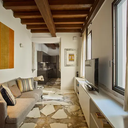 Palazzo Delle Pietre - Luxury 5*