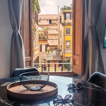 Imperial House San Calisto 7 Holiday home Rome