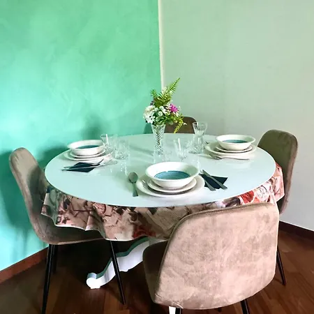Domus Centro Apartment