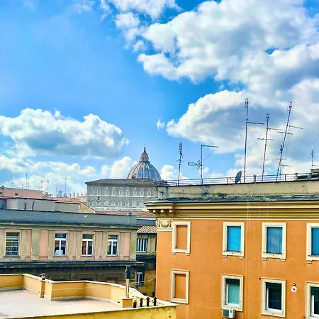 Domus Centro Apartment *