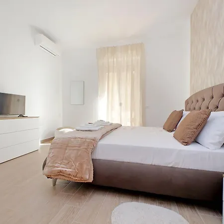 White Wood House Roma